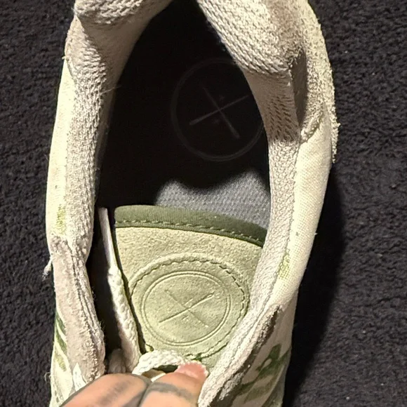 Inkkas Cactus 🌵 Print Sneakers with Green Accents women’s Sz.7 - Picture 13 of 13